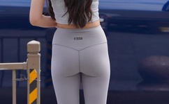 天天怕夜夜吃吃香蕉